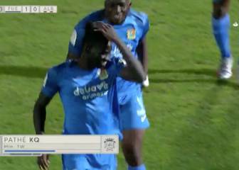 Ciss da los 3 puntos con una obra de arte