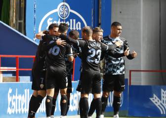 Aketxe y Akieme se dan un festín en Lugo