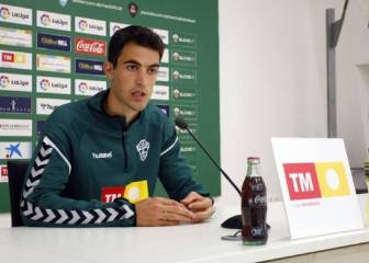 Claudio Medina rescinde con el Elche y ficha por el Burgos