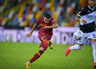 Pedro marca y gana con la Roma