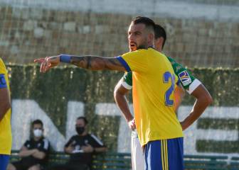 El Cádiz, sin Negredo y Akapo para el duelo ante el Granada