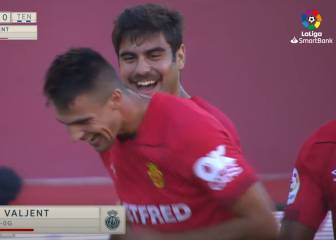 El Mallorca doblega a un Tenerife que no termina de arrancar