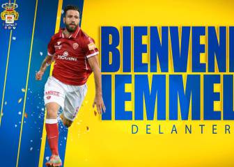 Pietro Iemmello refuerza la delantera amarilla