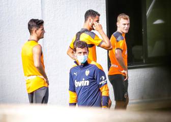 Lim incumple su compromiso con Gracia, que medita dimitir