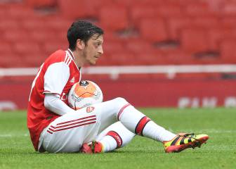 Arteta se carga a Özil