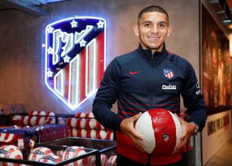 Lucas Torreira recoge el dorsal que deja Thomas en el Atlético