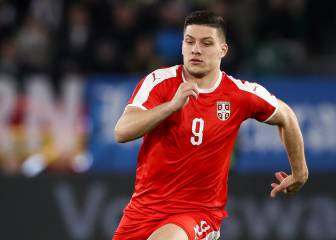 Jovic vuelve a las andadas