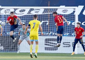 1x1 de la Sub-21: Dani Gómez, Pedri y Gil cambian a la Rojita