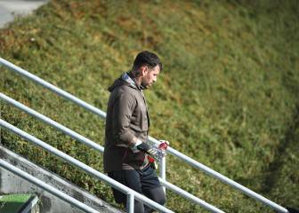 Herrerín se estrena en una lista con los 23 disponibles y tres porteros