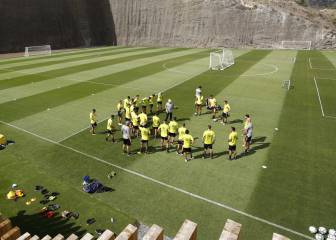 Las Palmas batalla contra la UD Almería y su historia en común