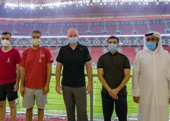 Infantino pisa por el estadio mundialista Al-Bayt y elogia los preparativos para Qatar 2022