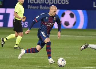 Sandro vivió el debut soñado con el Huesca