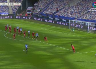 Este Espanyol asusta: golazo a la escuadra de Fran Mérida