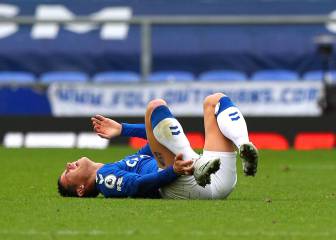 Everton dealt James Rodríguez injury blow