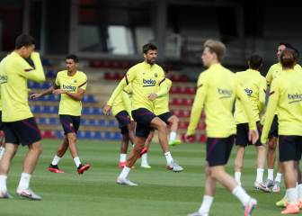 Piqué, felicitado tras la rajada