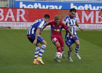 Almirón, con todos disponibles para jugar ante el Valencia