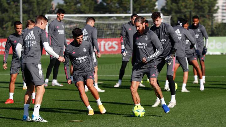 Sergio Ramos sacude el Clásico