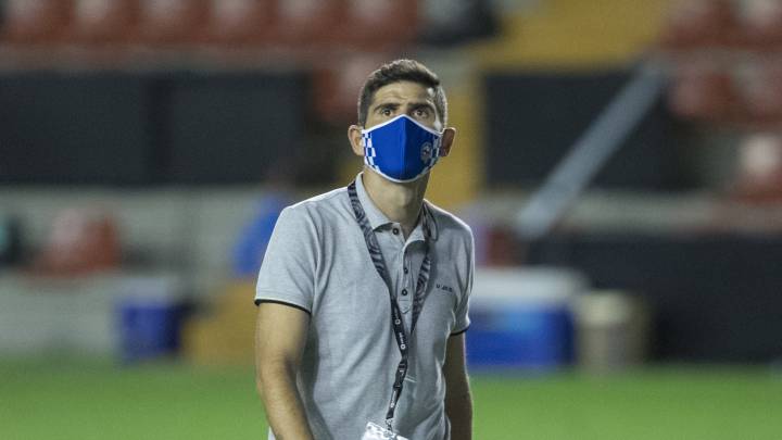 Hidalgo: "Esto va más allá de mi cargo. Soy de Sabadell y del Sabadell"