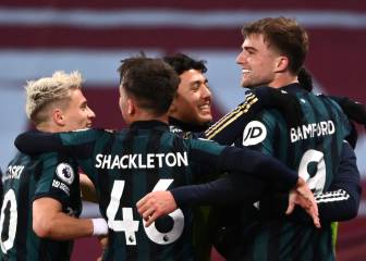 Bamford eleva al Leeds al tercer puesto con un 'hat-trick'