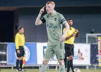 Increíble: un central que debuta como portero en el Arsenal