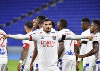 El Lyon arrolla al Mónaco con un gran Depay