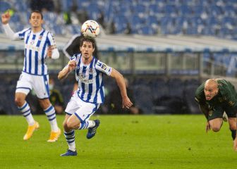 Elustondo sufre una contractura