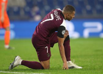 Herrera y Sarabia marcan y Mbappé se lesiona