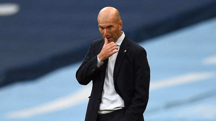 Zidane: "La situación es un poco rara; lo de fuera no ayuda"