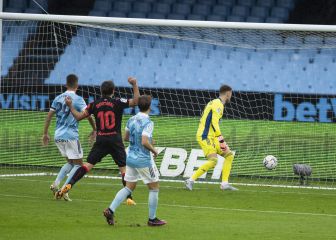 La Real golea al Celta y sigue líder