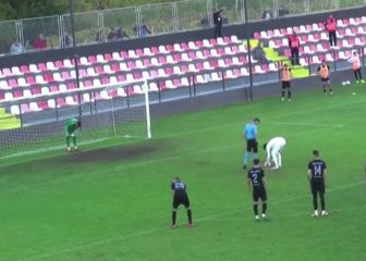 ¿Ilegalidad o pillería? La treta en un penalti que va a dividir al mundo del fútbol