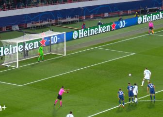 Larga vida a los micrófonos que nos permiten oír cosas así: el grito de un jugador del Atleti...