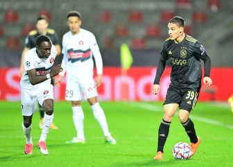 Al Ajax le bastan diez minutos para ganar en Dinamarca