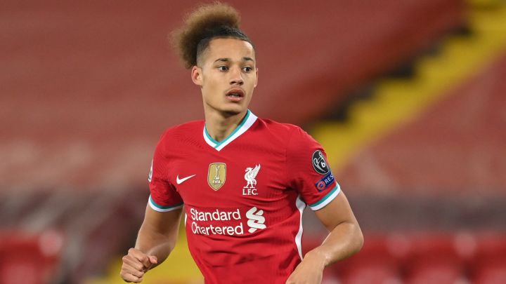 El sustituto de Van Dijk que no aparece ni en el FIFA