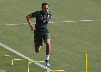 Guardado está lesionado pero viajará con México a Austria