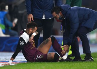 Brasil mantiene en la lista al lesionado Neymar tras pactar con el PSG