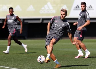 Odegaard returns to Real Madrid squad for Mestalla trip