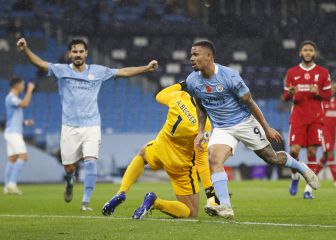 Choque de trenes, empate a goles