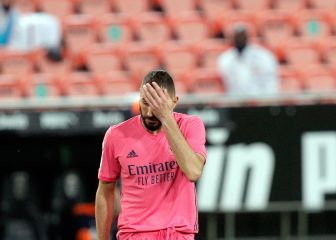 Benzema hace saltar las alarmas: se retiró lesionado