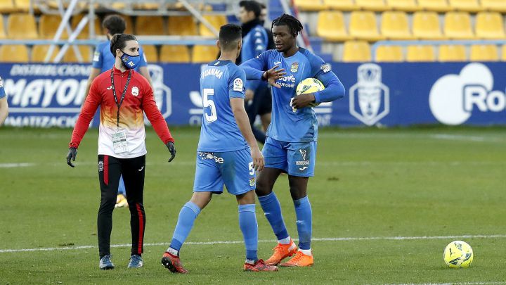 El delantero Gassama firmó el primer hat-trick de su carrera