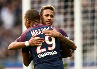 Neymar on verge of signing five-year PSG extension