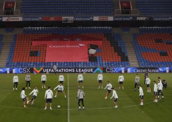 España ensaya para Suiza con Cucurella como novedad