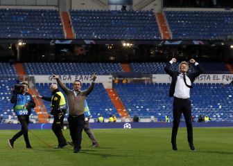 Overmars y Van der Sar como bálsamo para el United