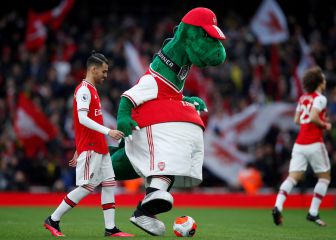 La Premier proyecta reabrir los estadios antes de Navidad