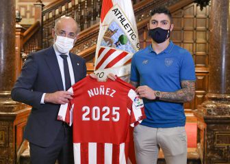 Núñez olvida los cantos de sirena y renueva sin cláusula hasta 2025