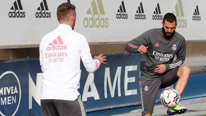 Benzema, durante el entrenamiento del Real Madrid.