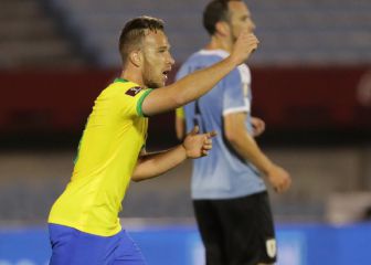 Arthur recupera la sonrisa con Brasil