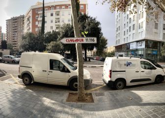 Colocan un cartel de tráfico en la puerta de las oficinas del Valencia: Singapur 11.116