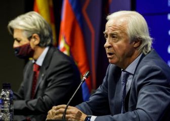 La plantilla da la espalda a Tusquets en el viaje a Madrid