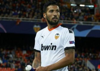 Garay, como solución de urgencia para el Barça