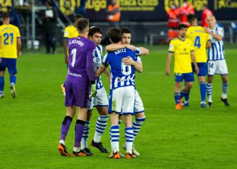 La Real completa en Cádiz el mejor arranque de su historia